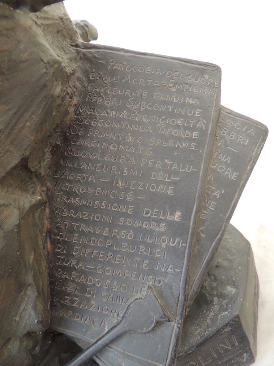 Guido Baccelli's bronze bust - 08.JPG